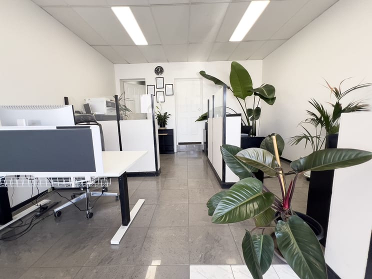 Click to view all images 86 South St Granville NSW 2142 - Image 2
