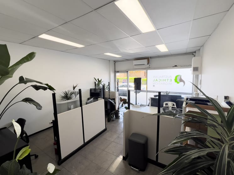 Click to view all images 86 South St Granville NSW 2142 - Image 3