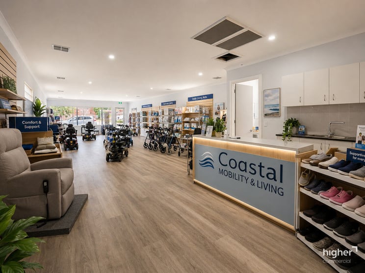 Click to view all images 24 North Terrace Port Elliot SA 5212 - Image 2