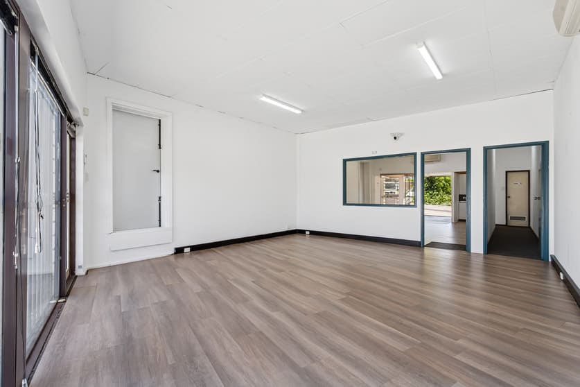6/320 Great Eastern Highway Ascot WA 6104 - Image 2
