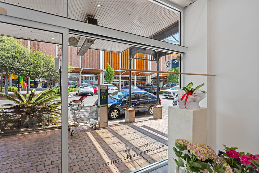 Click to view all images 261 Margaret Street Toowoomba City QLD 4350 - Image 2