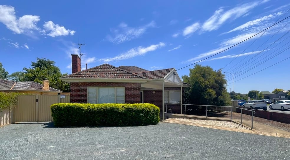 32 Wyndham Street Shepparton VIC 3630 - Image 2