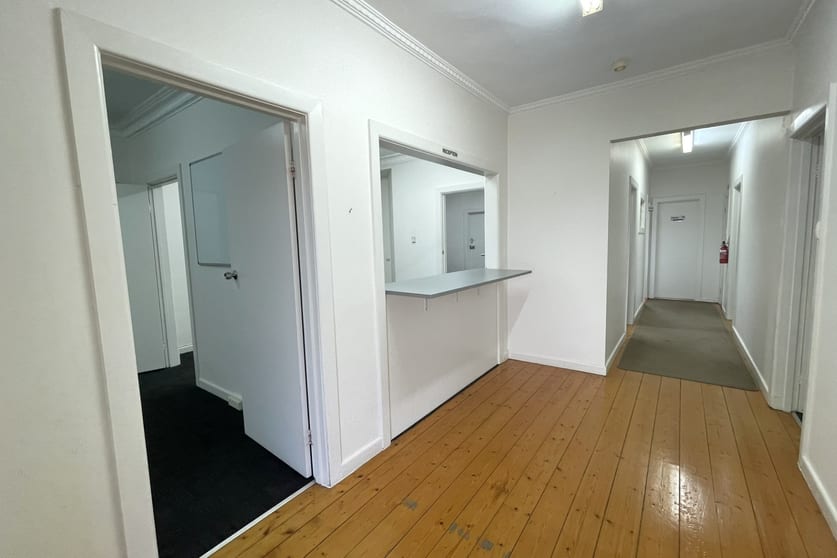 32 Wyndham Street Shepparton VIC 3630 - Image 3