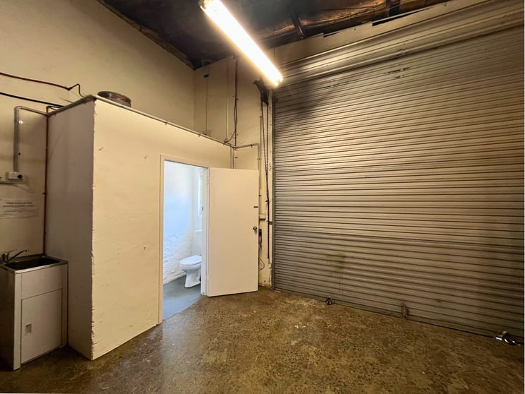 Click to view all images Unit 2/17 Dickson Avenue Artarmon NSW 2064 - Image 3