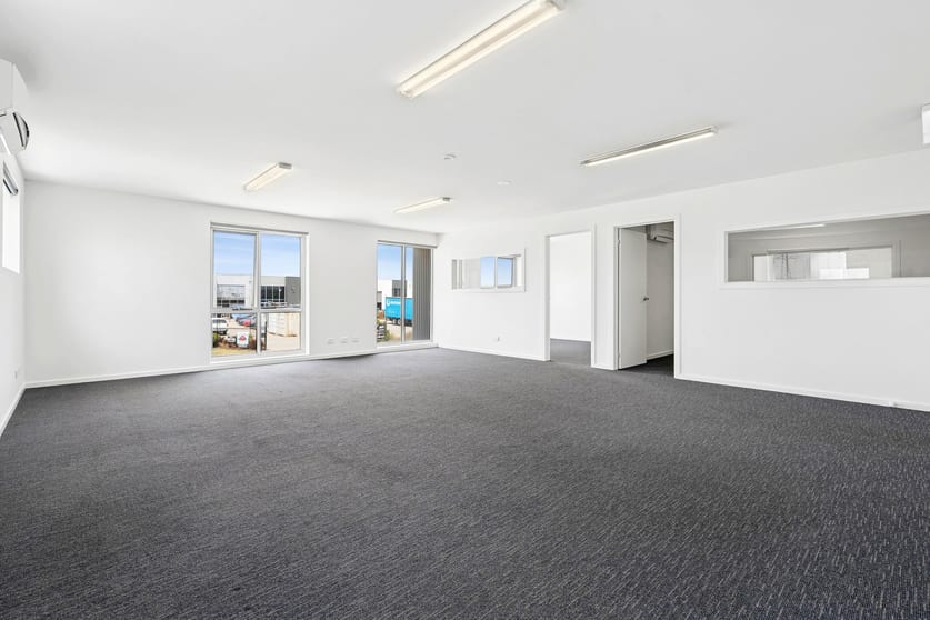 Click to view all images 27 Essington Street Grovedale VIC 3216 - Image 2