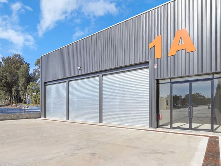 Click to view all images 1A & 1B 184 Milperra Road Revesby NSW 2212 - Image 2