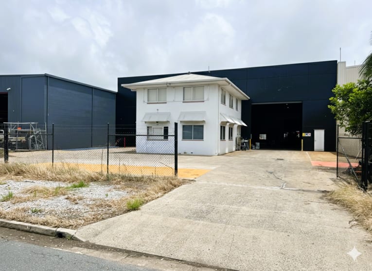 Click to view all images 58 Enterprise Street Paget QLD 4740 - Image 2