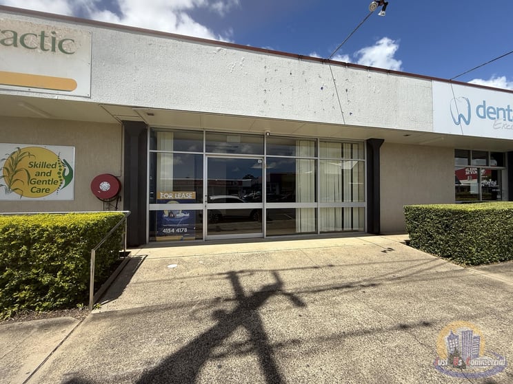 Click to view all images Shop 3/1 Heidke Street Bundaberg West QLD 4670 - Image 3