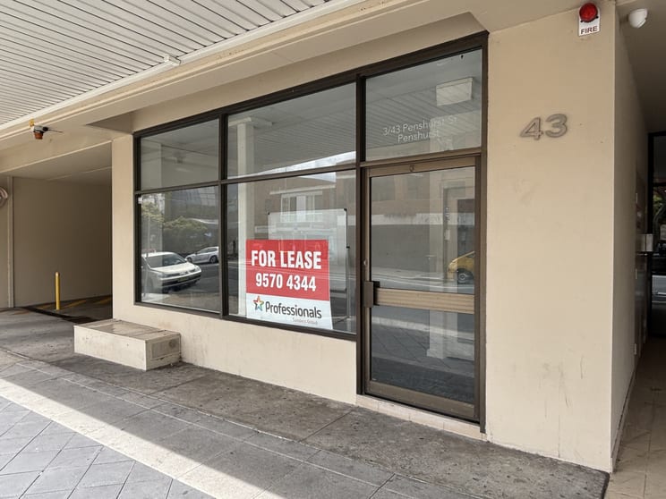 Click to view all images 3/43 Penshurst Street Penshurst NSW 2222 - Image 1