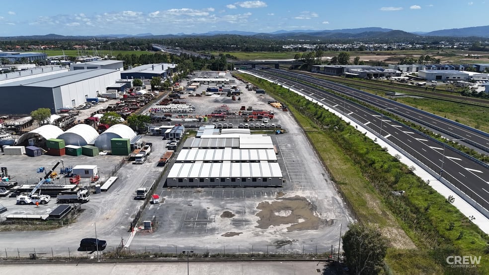 Click to view all images Yard 4 35 Waterway Drive Coomera QLD 4209 - Image 3