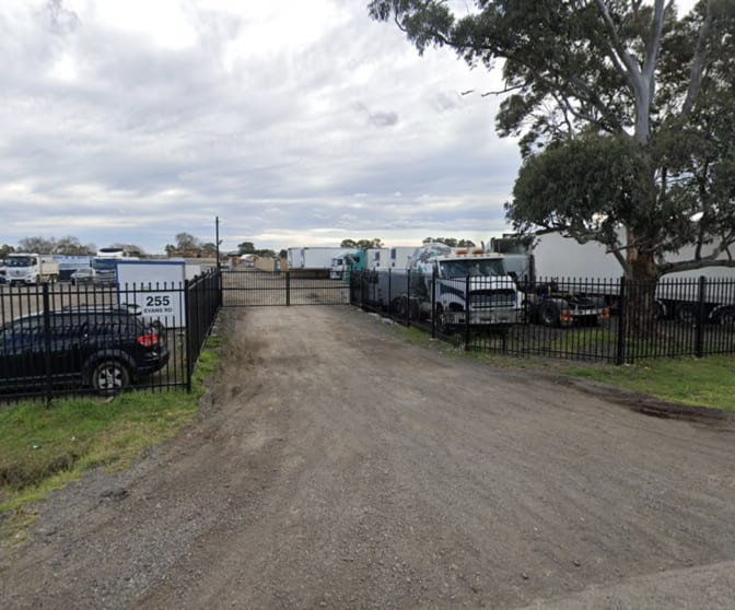 255 Evans Rd Cranbourne West VIC 3977 - Image 3
