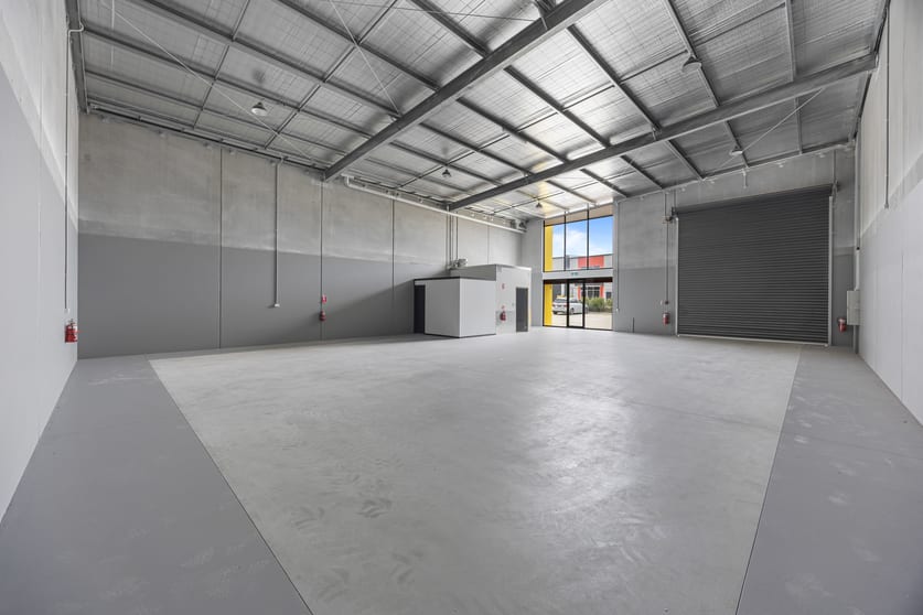 Click to view all images 3/12 Icon Drive Delacombe VIC 3356 - Image 3