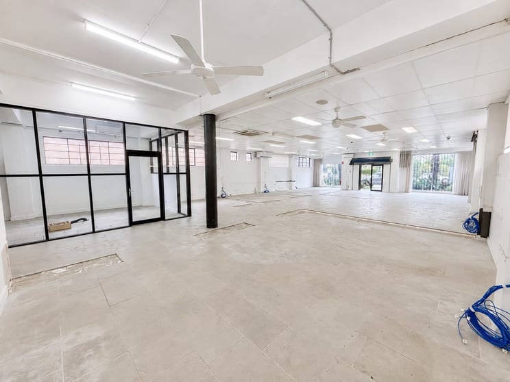Click to view all images 398 Pittwater Road North Manly NSW 2100 - Image 1