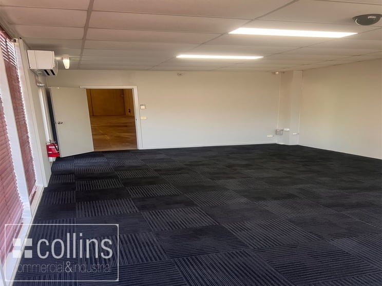 Click to view all images 3 Astro Court Hallam VIC 3803 - Image 3