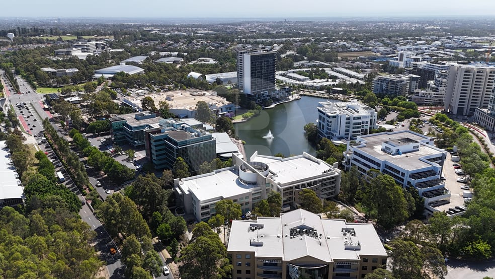 Click to view all images 115-116/25 SOLENT CIRCUIT Norwest NSW 2153 - Image 1