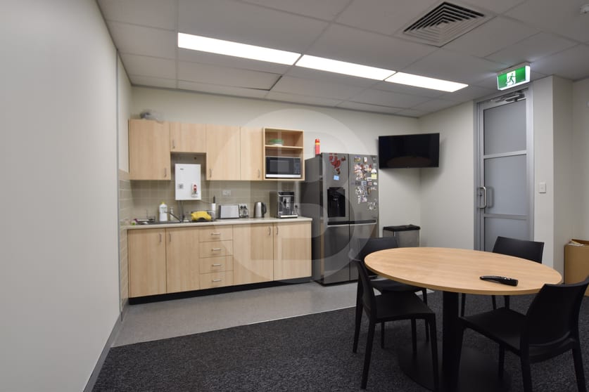 Click to view all images 115-116/25 SOLENT CIRCUIT Norwest NSW 2153 - Image 3