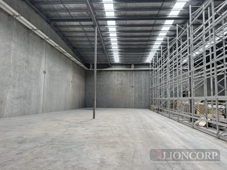 Click to view all images Willawong QLD 4110 - Image 2
