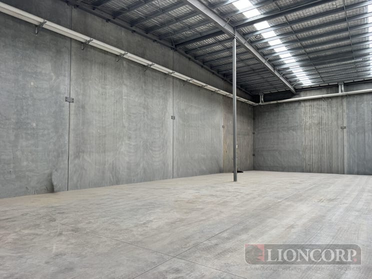 Click to view all images Willawong QLD 4110 - Image 3