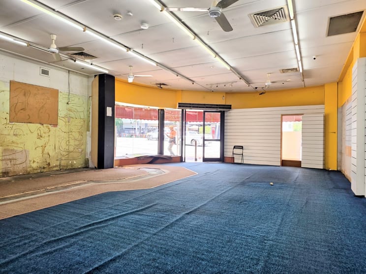 Click to view all images 1/57 Currie Street Nambour QLD 4560 - Image 3