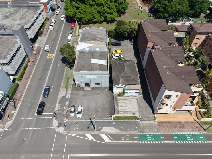 Click to view all images 68 Kembla Street Wollongong NSW 2500 - Image 2