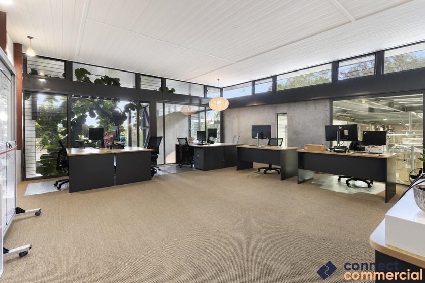 4/98 Spencer Road Carrara QLD 4211 - Image 3