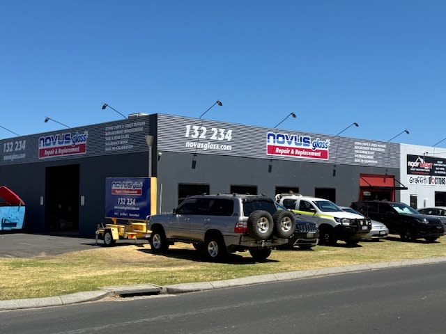 Click to view all images 1 Armitage Street Bunbury WA 6230 - Image 1