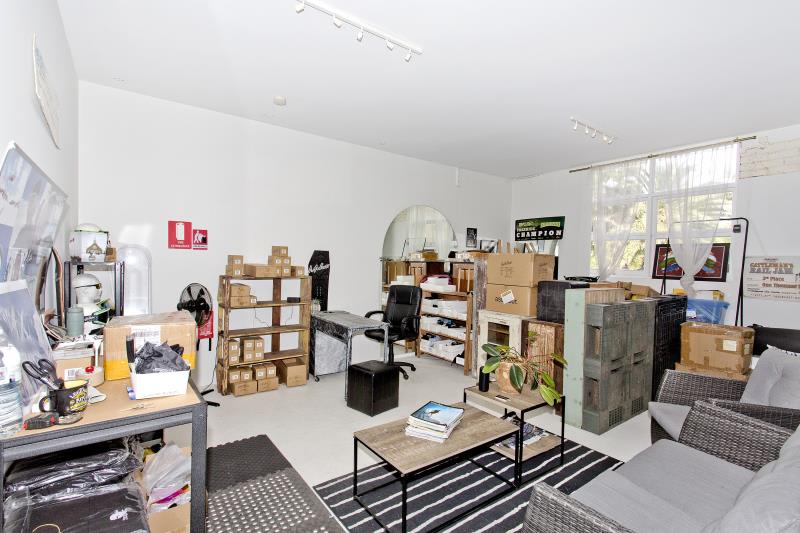 Click to view all images Newport NSW 2106 - Image 3