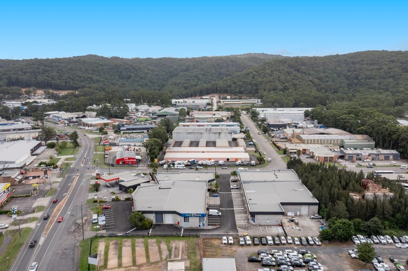 Click to view all images 281 Manns Road West Gosford NSW 2250 - Image 3