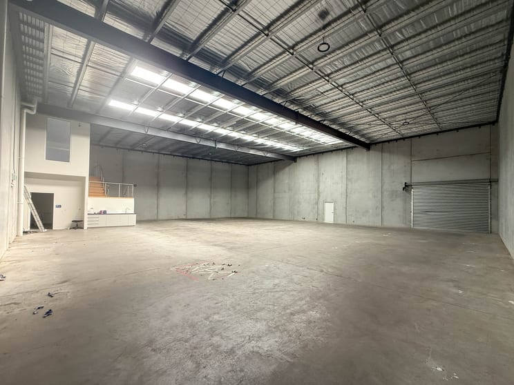 Click to view all images Unit 17 45 Bunnett Street Sunshine North VIC 3020 - Image 2