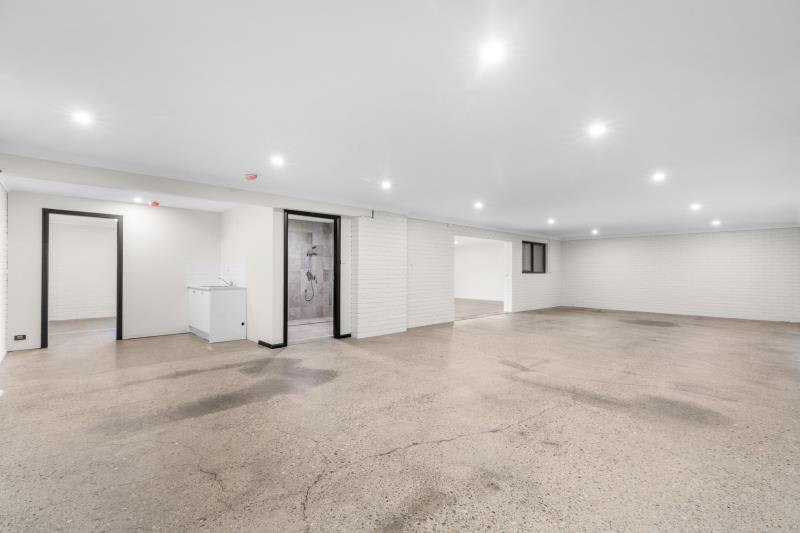 Click to view all images 44 Port Stephens Street Raymond Terrace NSW 2324 - Image 3