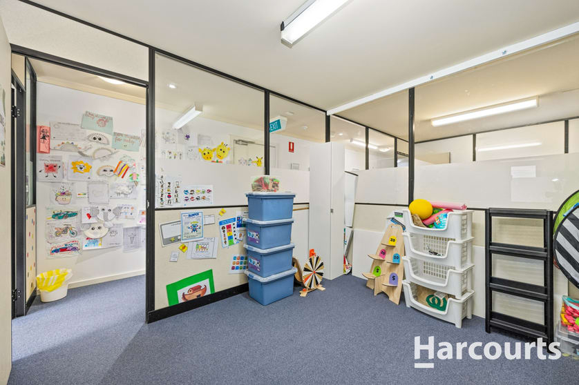 2/11 Dunearn Rd Dandenong North VIC 3175 - Image 2
