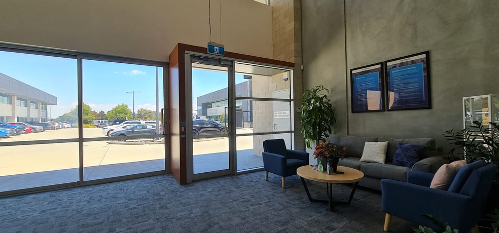 Click to view all images 9/26 Ipswich St Fyshwick ACT 2609 - Image 3