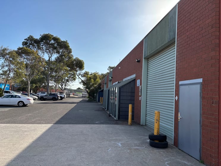 Click to view all images 5/2-4 Sibthorpe Street Mordialloc VIC 3195 - Image 2