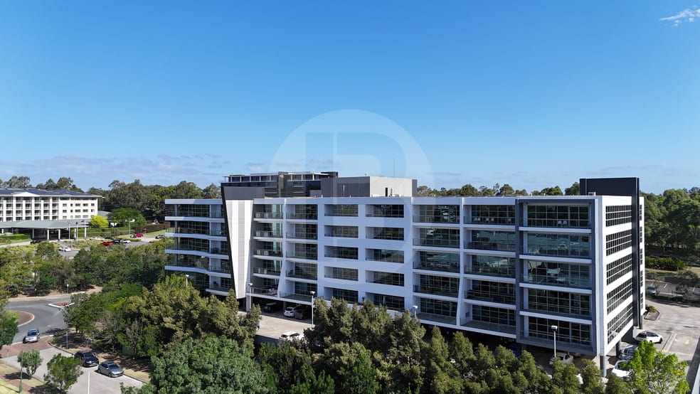 Click to view all images 4.15/4 COLUMBIA COURT Norwest NSW 2153 - Image 1