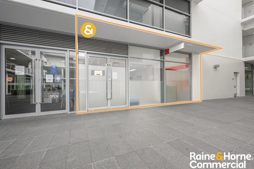 R10/4 Hyde Parade Campbelltown NSW 2560 - Image 1