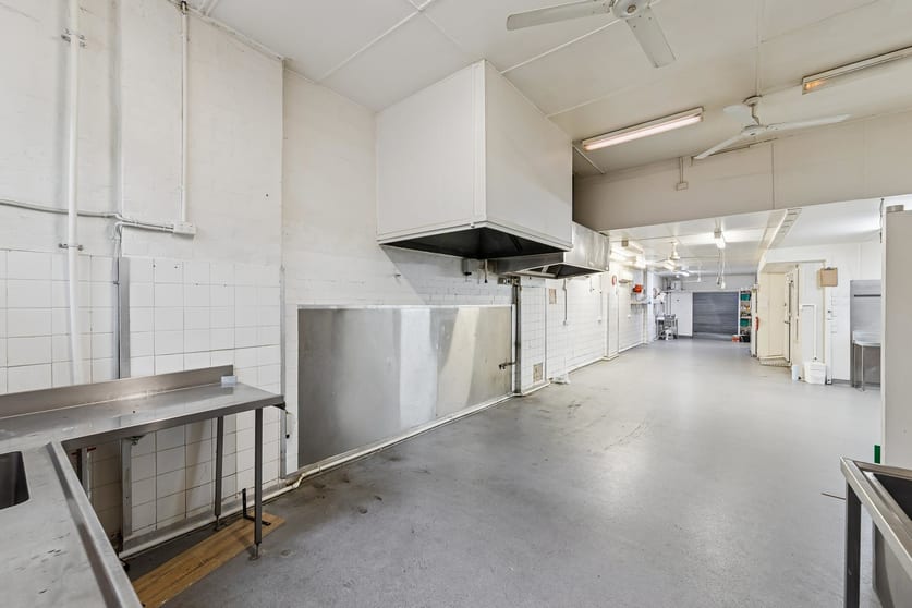 Click to view all images 21 St Edmonds Road Prahran VIC 3181 - Image 2