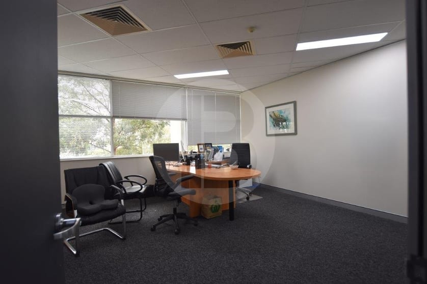 Click to view all images 117/25 SOLENT CIRCUIT Norwest NSW 2153 - Image 3