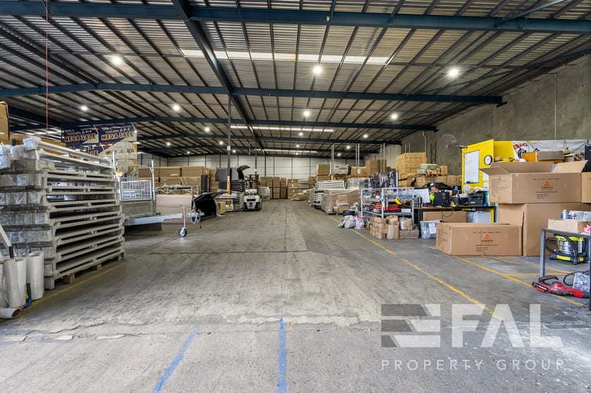 Click to view all images Unit 1/739 Boundary Road Coopers Plains QLD 4108 - Image 3