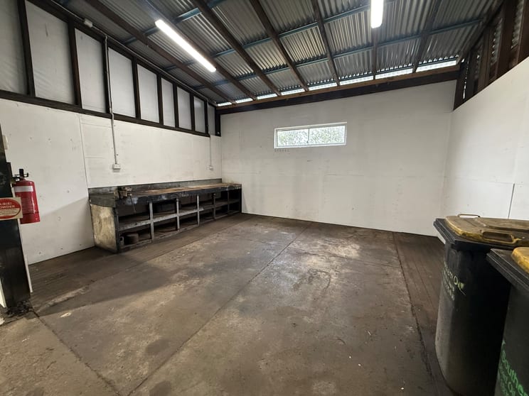 Click to view all images 23-27 Hooke Street Dungog NSW 2420 - Image 3