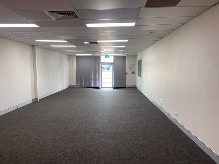 Click to view all images Suite 2 377 Mulgrave Road Bungalow QLD 4870 - Image 3