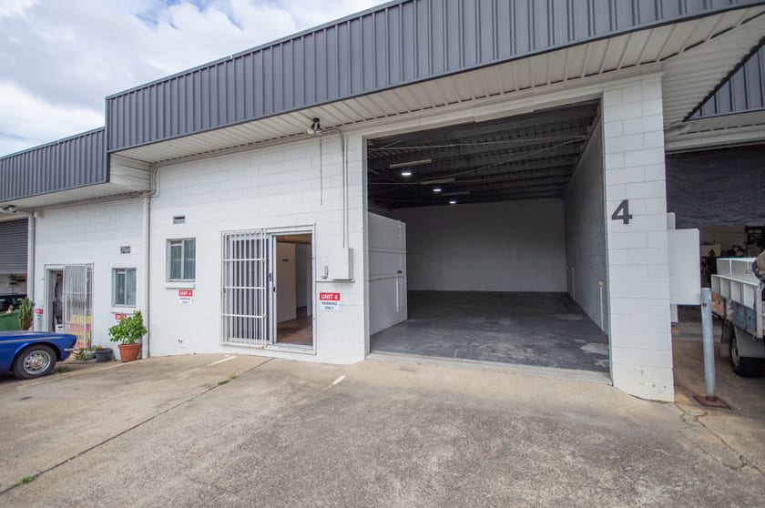 Click to view all images Ashmore QLD 4214 - Image 1