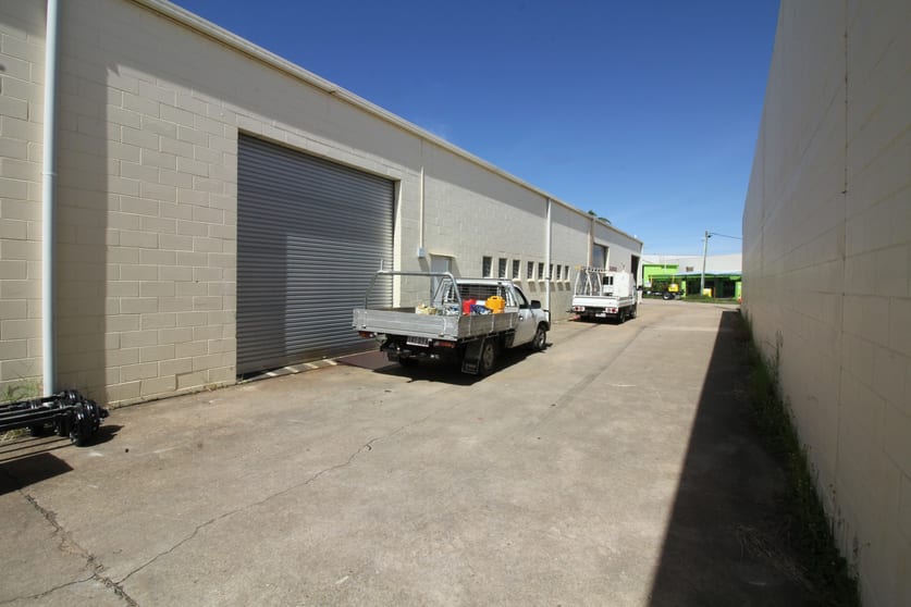 Click to view all images Unit 3/66 Pilkington St Garbutt QLD 4814 - Image 3