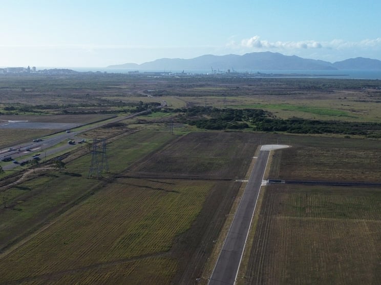 Click to view all images 2 Colinta Road Stuart QLD 4811 - Image 5