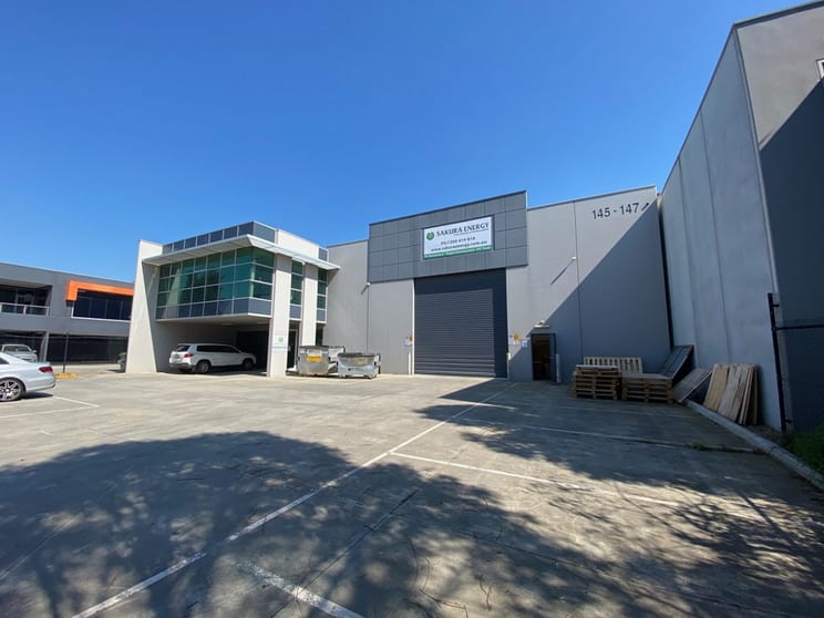 Click to view all images 145-147 Atlantic Drive Keysborough VIC 3173 - Image 3
