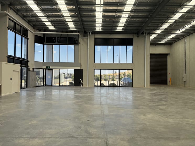 Click to view all images 6/3 Precision Drive Pakenham VIC 3810 - Image 3