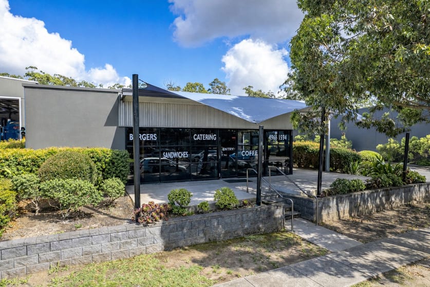 4 Yilen Close Beresfield NSW 2322 - Image 1