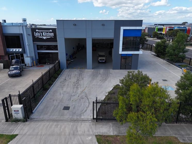 Click to view all images 30 Industrial Circuit Cranbourne West VIC 3977 - Image 2