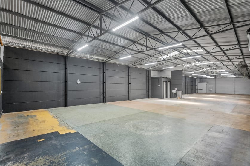 Click to view all images 6&7/153 Industrial Road Oak Flats NSW 2529 - Image 3