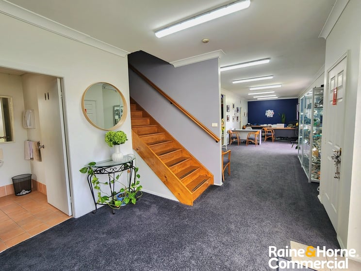 Click to view all images 1/19 Production place Jamisontown NSW 2750 - Image 2