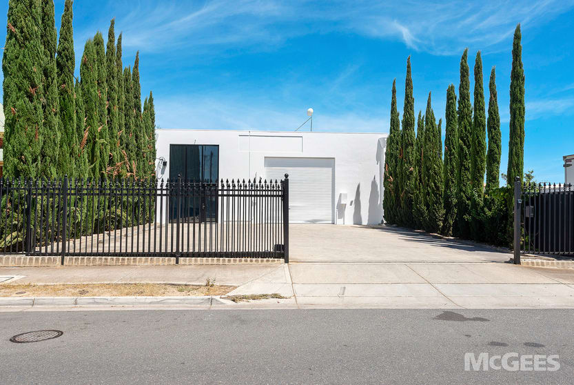 Click to view all images 20 Wodonga Street Beverley SA 5009 - Image 2